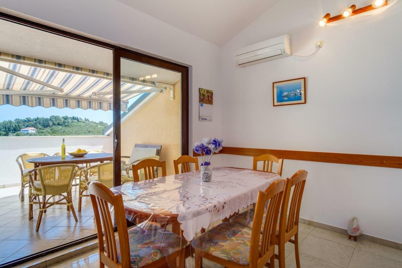 Apartman Anamarija Mali Lošinj Exteriör bild