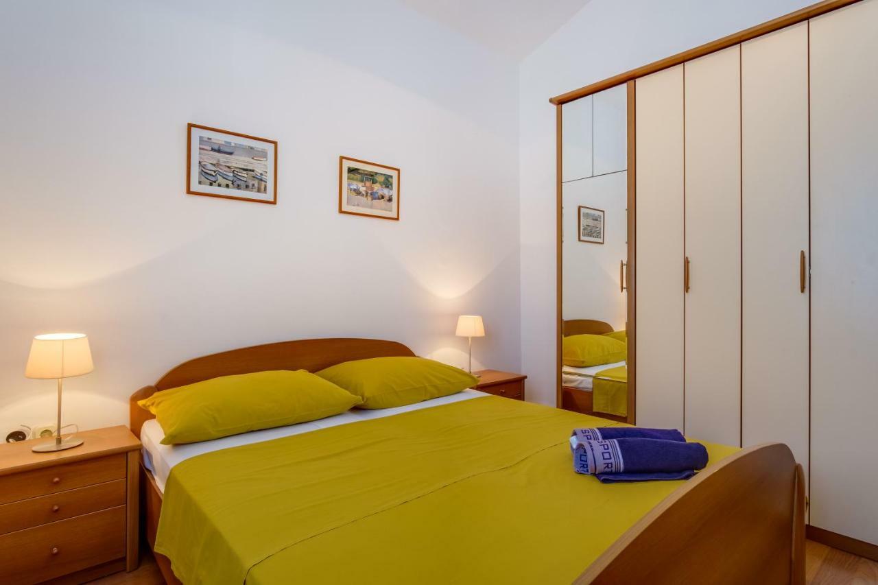 Apartman Anamarija Mali Lošinj Exteriör bild